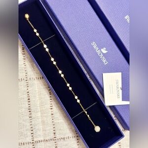 🌅🌅🌅Swarovski Remix Collection magnetic bracelet